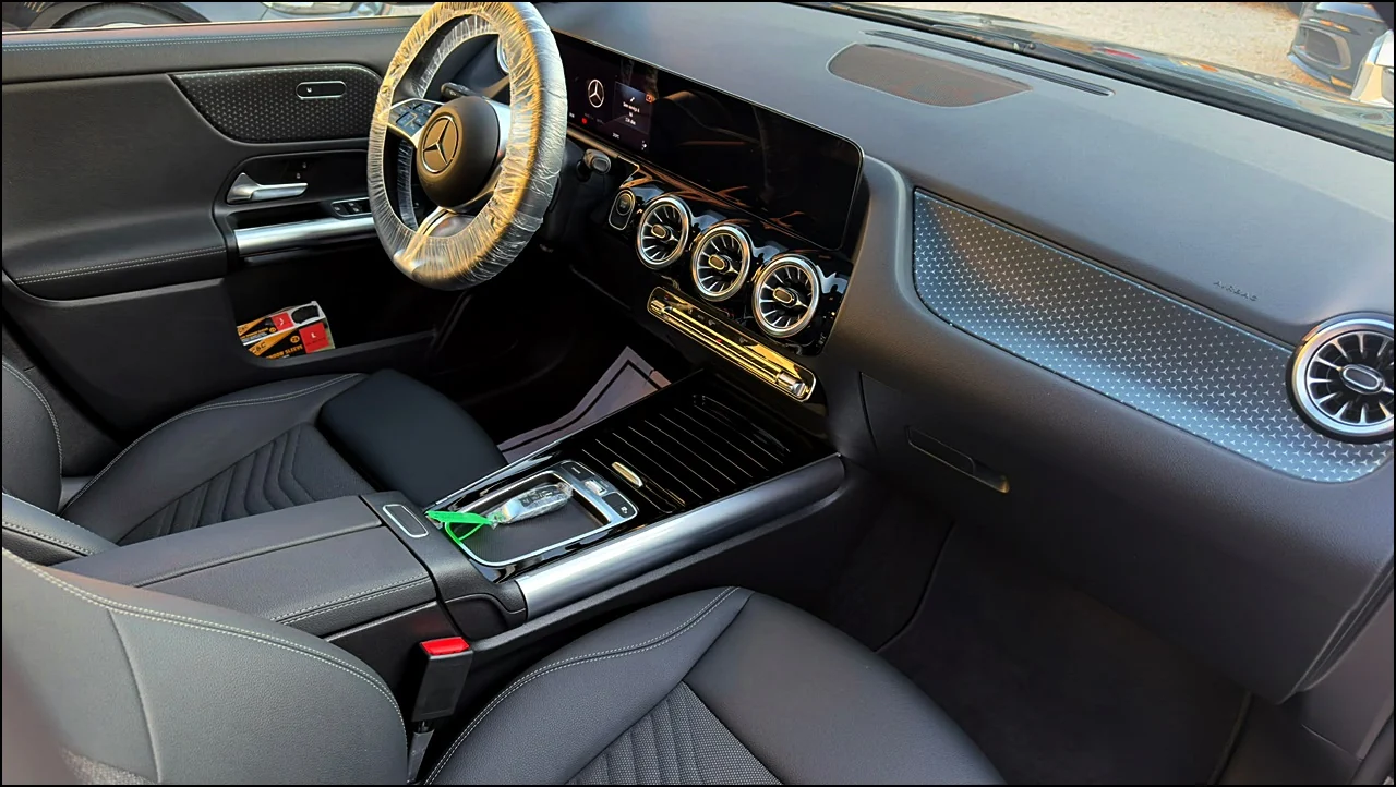 Mercedes-Benz EQA 250+ Progressive — fotografia 15
