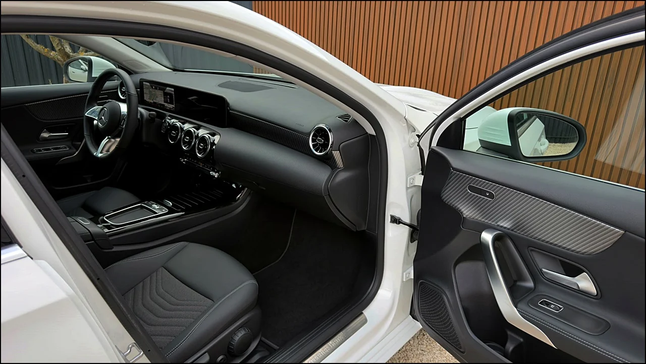 Mercedes-Benz A250e Progressive Advanced — fotografia 11