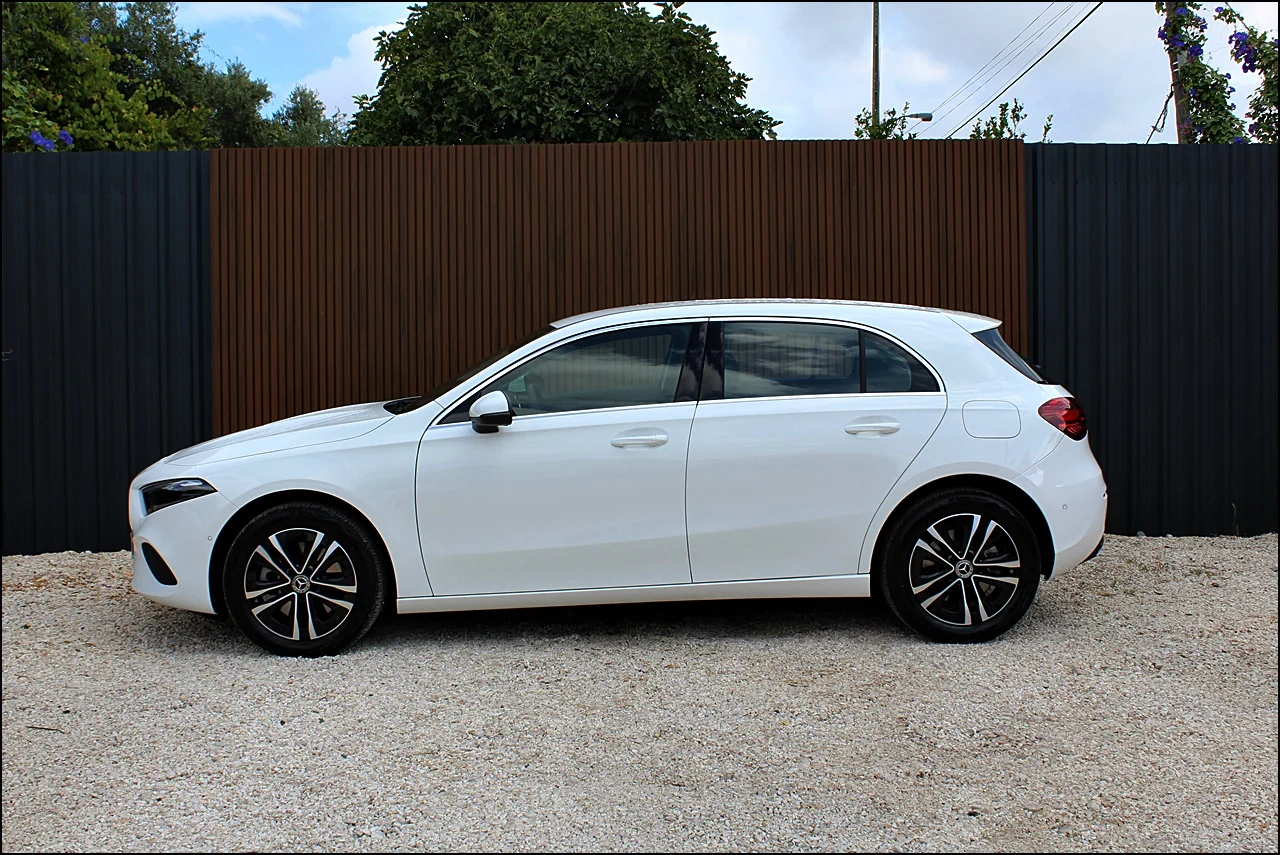 Mercedes-Benz A250e Progressive Advanced — fotografia 5