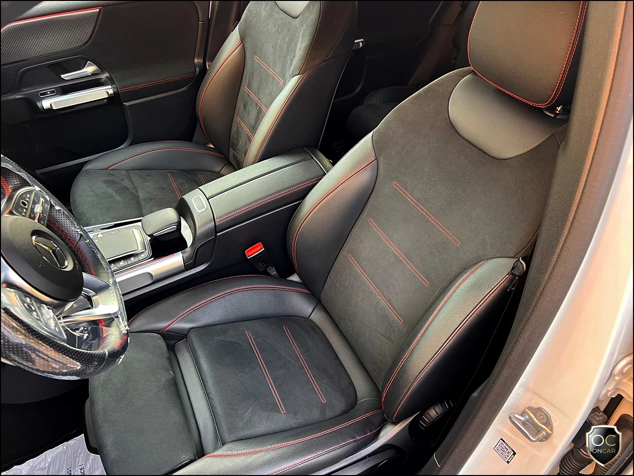Mercedes-Benz EQB 300 4Matic AMG Line — fotografia 32