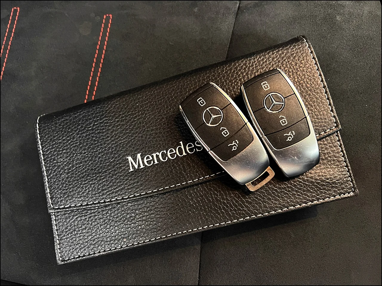 Mercedes-Benz EQB 300 4Matic AMG Line — fotografia 21