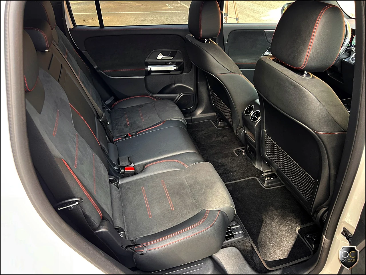Mercedes-Benz EQB 300 4Matic AMG Line — fotografia 41